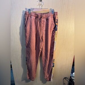 Women’s Knox Rose Rust Jogger Pants with Patterned Side Stripe Size Small